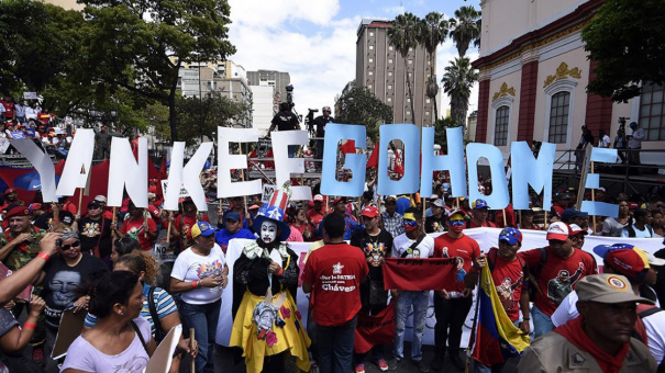 Os EUA estão buscando governos de transição na Nicarágua e na Venezuela?